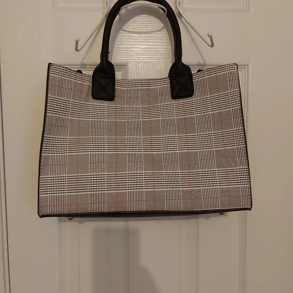 Black & White Plaid Design Handbag - Picture 3 of 11